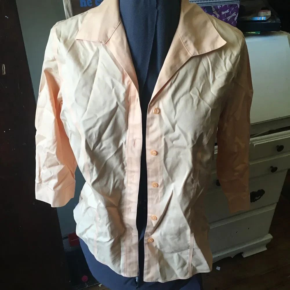 Chico’s peach button down business casual blouse